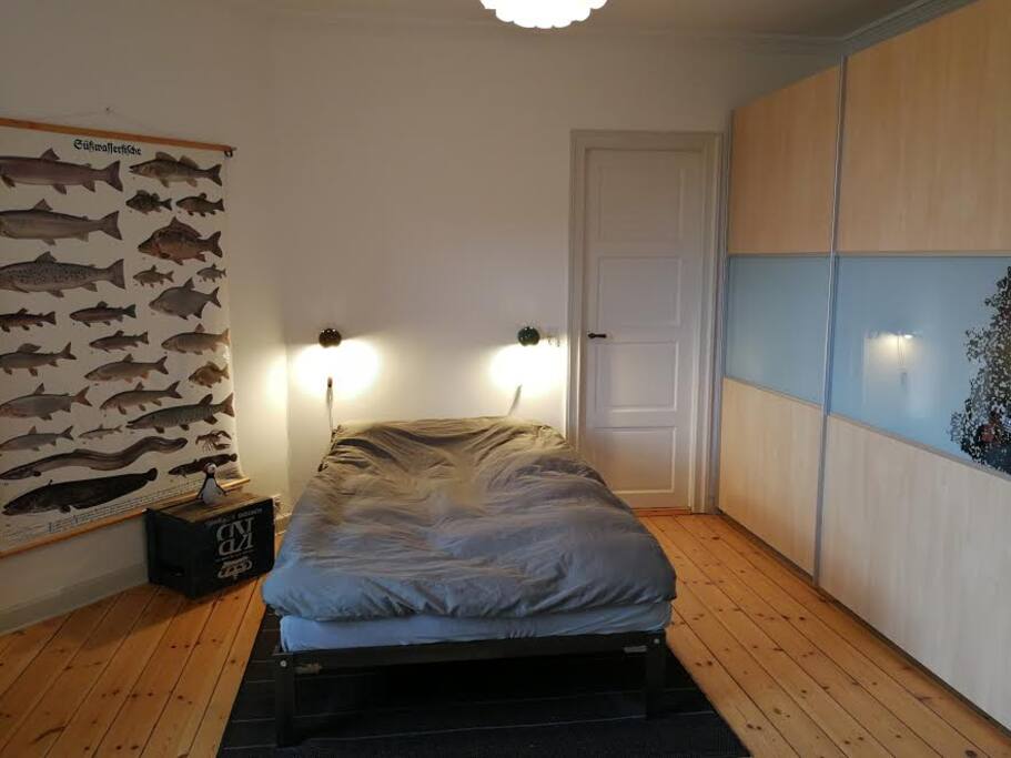 Bed 120 cm wide