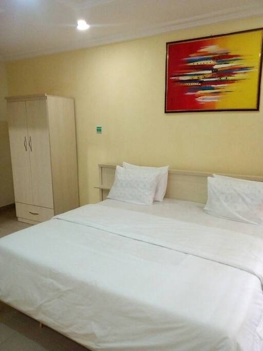 ROOM AND WARDROBE