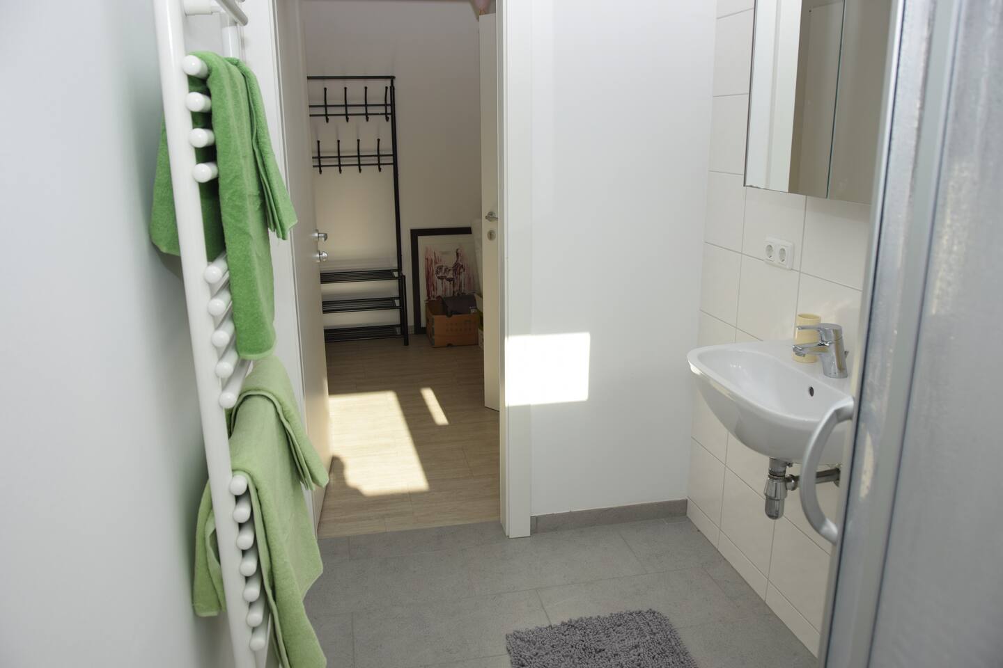 Dec 21, 2019 - Entire home/apt for $122. Ferienwohnung 2 Die Rote, modern und hochwertig ausgestattet Das helle gerumige Doppelzimmern mit 62 m Ferienwohnungen Orth (Gstling an der Ybbs - Airbnb