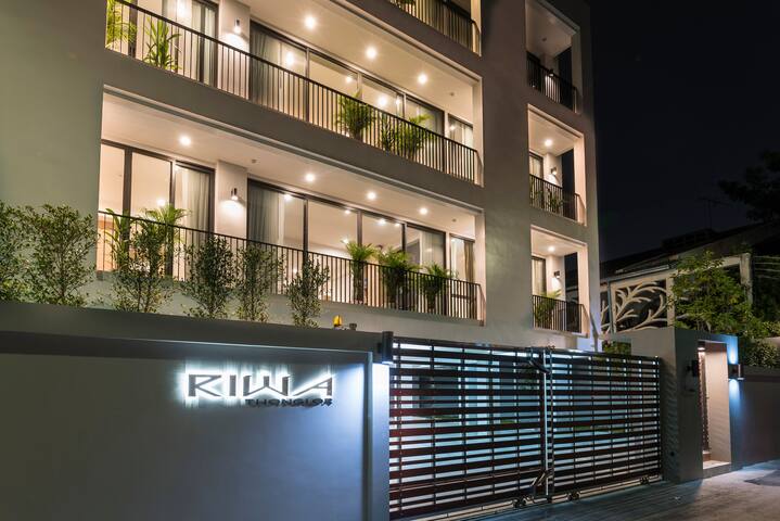 Modern & Luxury Home in the heart of Thonglor gallery image 3