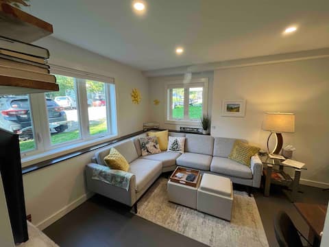 Slopeside Condo - Elegant & Cozy - Alpine/XC Ski