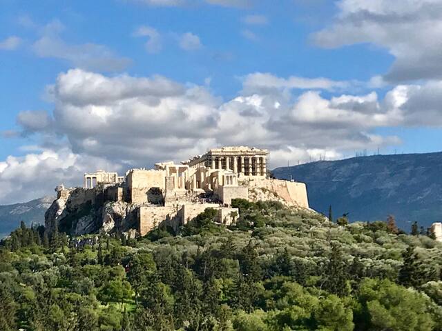 MEDLUXE SMART ACROPOLIS VACATION! gallery image 5