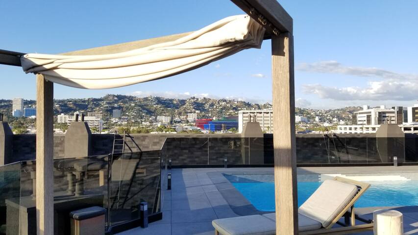 NEED A PLACE TO QUARANTINE? 3Bd/Sleep9 + balcony