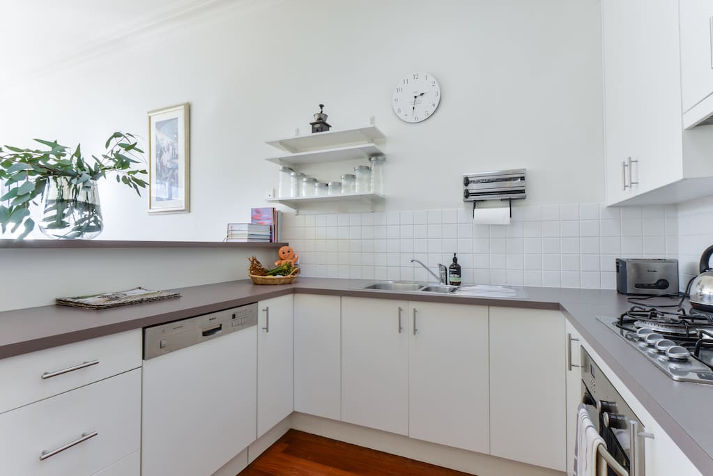 Great sized kitchen with all the everything you need to make a meal