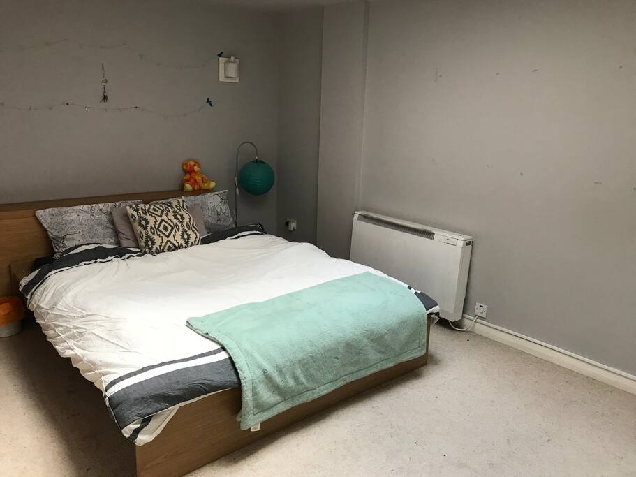 Different angle of the same bedroom