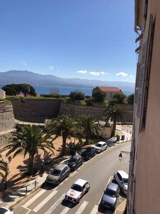 Vue de la chambre / plage St Francois a 50 metres