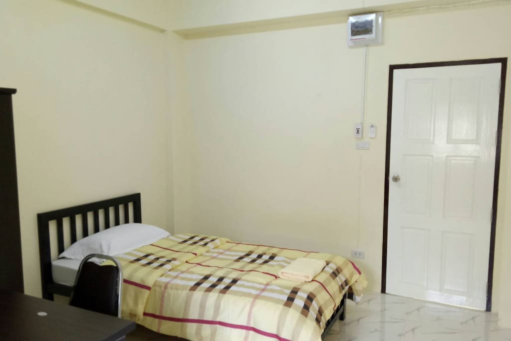 Single bedroom