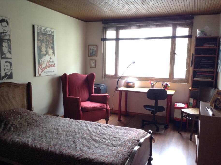 Habitación - escritorio