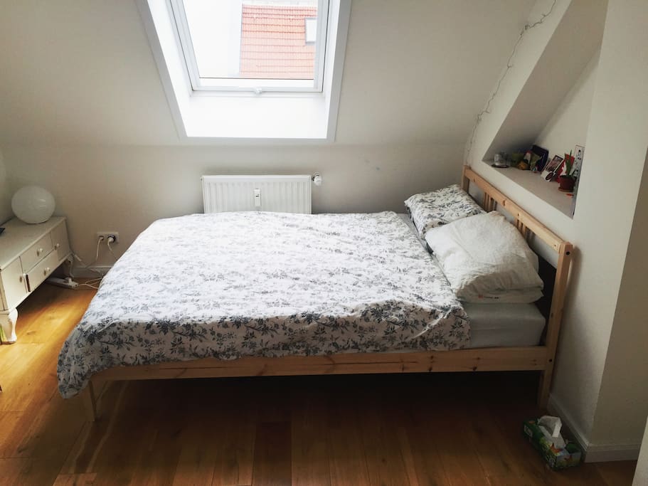 Private Bedroom w/ double bed, clothes rack, storage