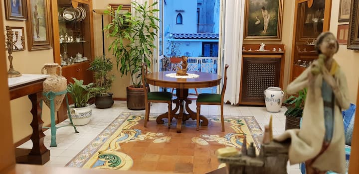 Room in the apartment in the center of Amalfi.