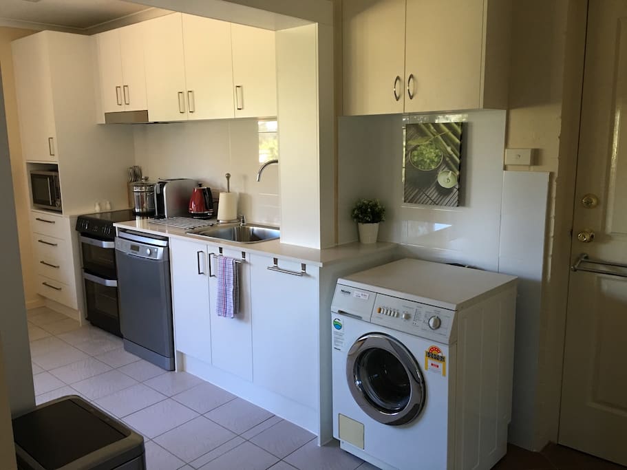 Fully equipped kitchen & laundry facility
