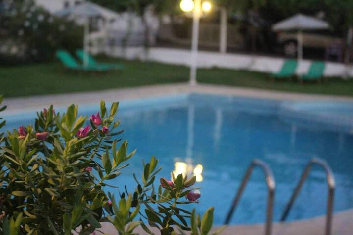 Newly built villa 5 minutes from old Town Rethimno