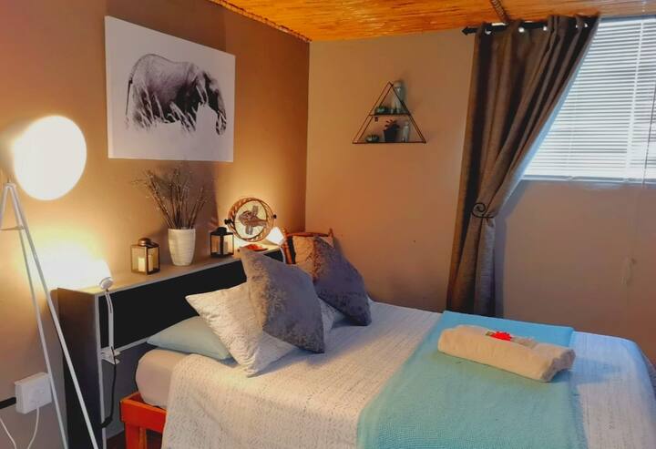 Double bed and 1 bunk bed for kiddies