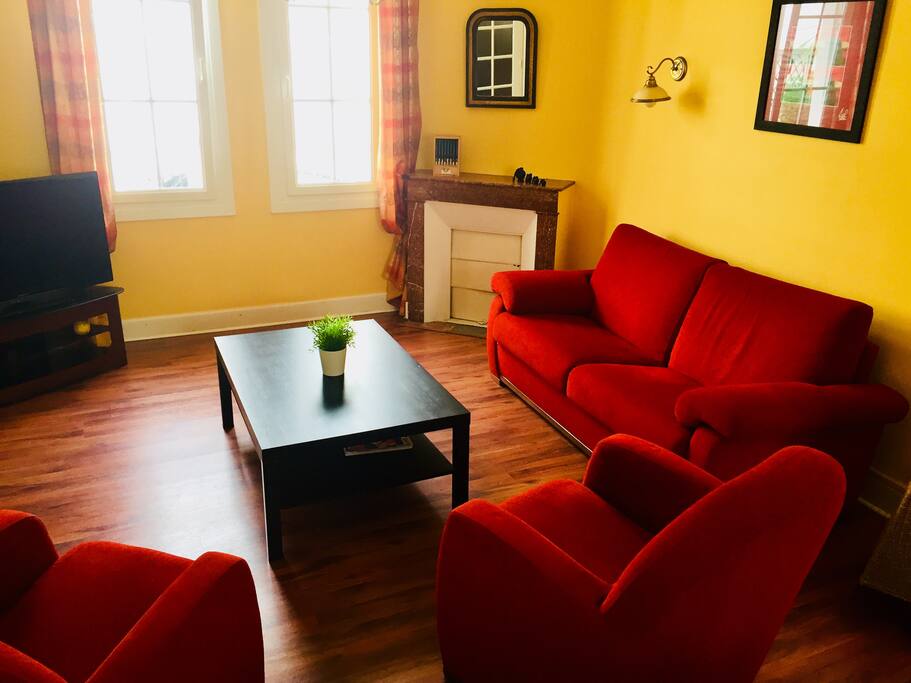 Salon (ouvert sur la salle à manger)