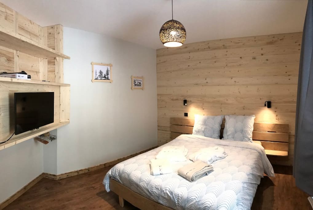 Chambre 1- lit 160 cm