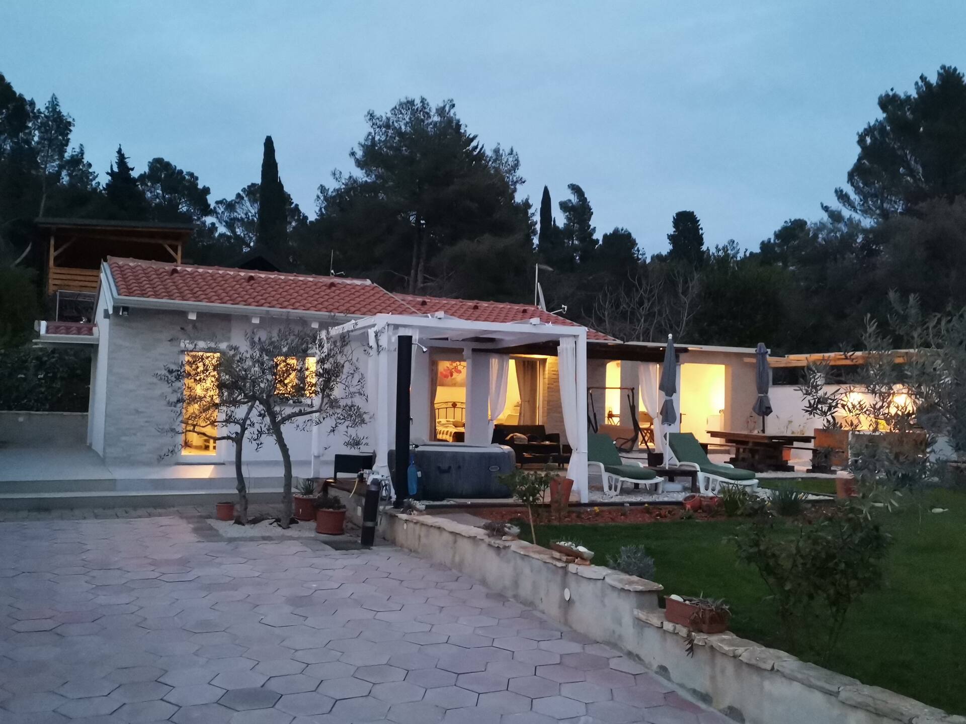 Villa Molo Novigrad pleasant and relaxing ambience.