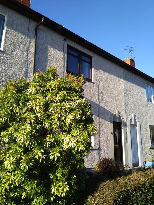 A traditional Scottish terraced cottage