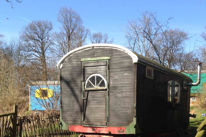 The old flour truck