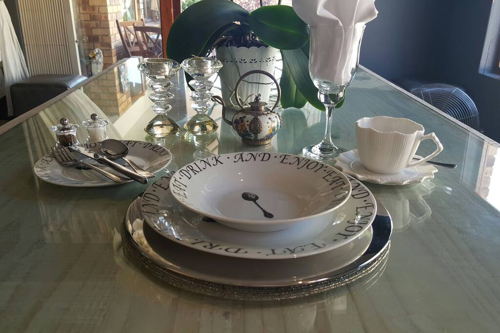 Breakfast setting