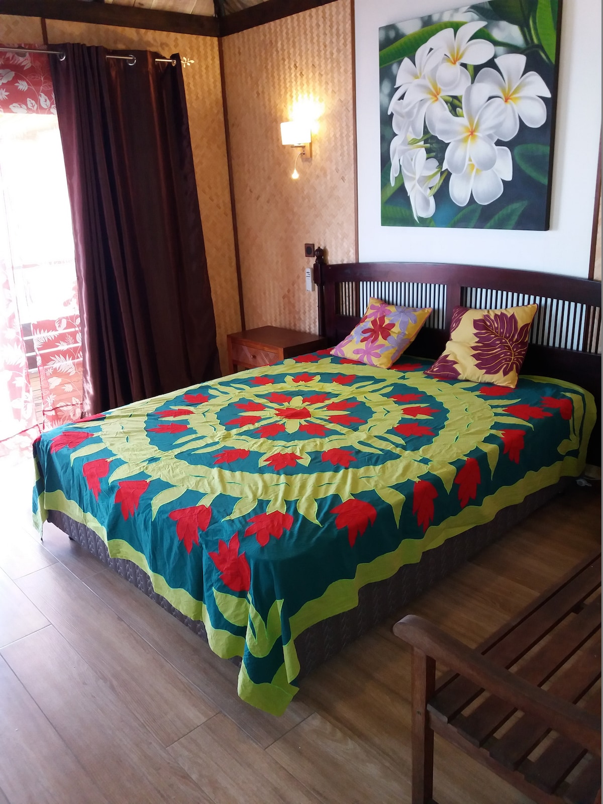 Lit queen size du bungalow