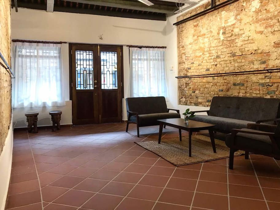 Living hall.