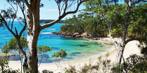 ... just a moment to extraordinary beaches