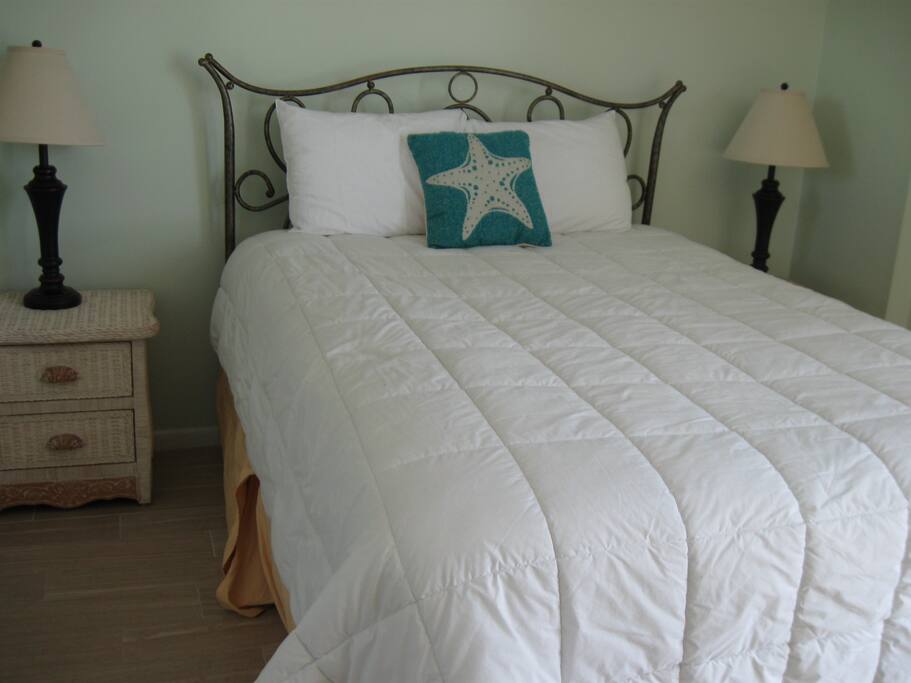 2nd bedroom.