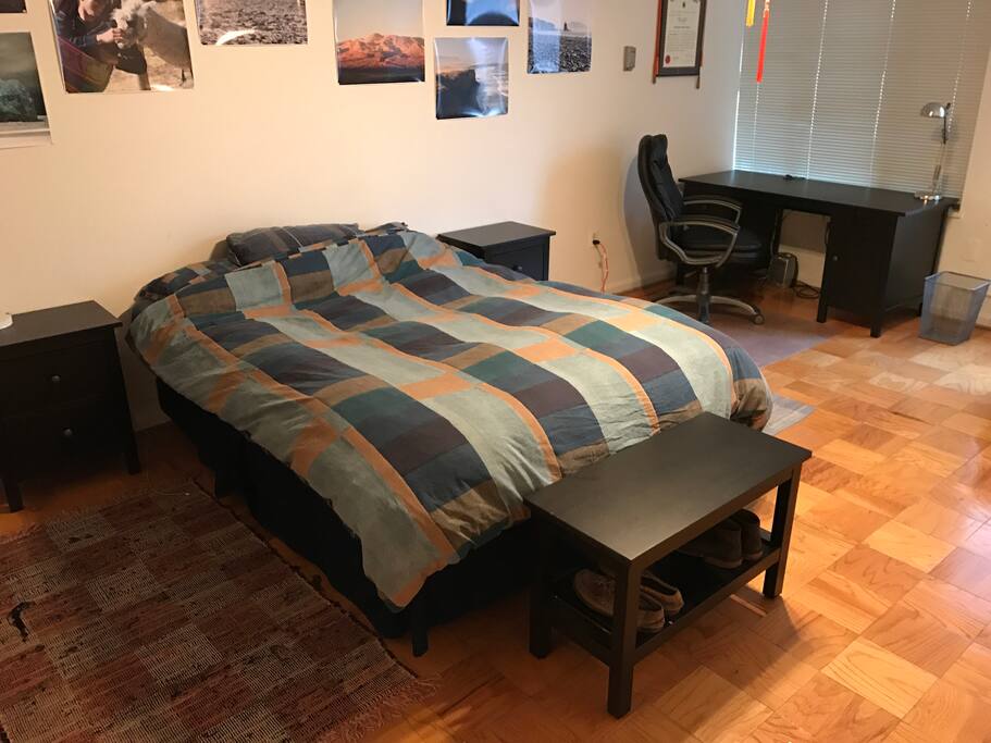Bedroom 1: Queen sized bed
