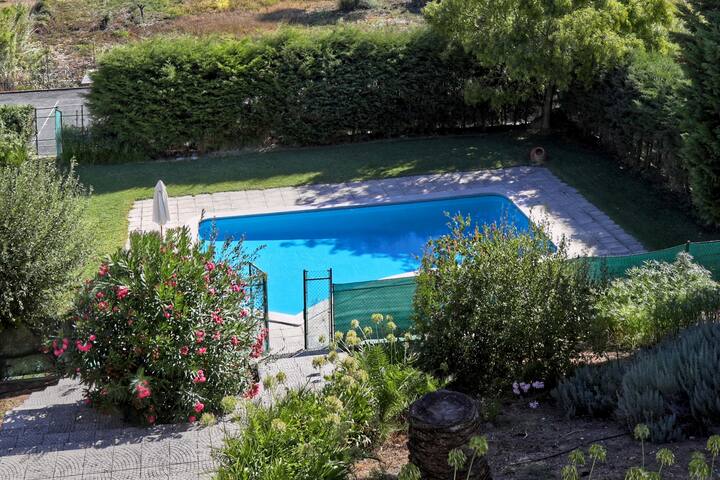 Casa do Vale-Piscina e Court de Ténis 30min Lisboa gallery image 3