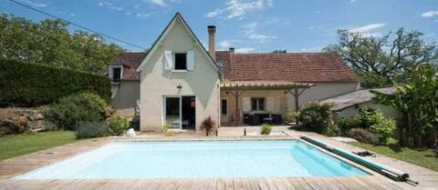 Villa with Pool