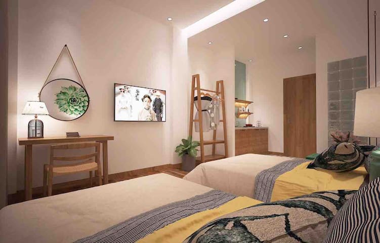 Banana Flower - near Han river - Twins bed