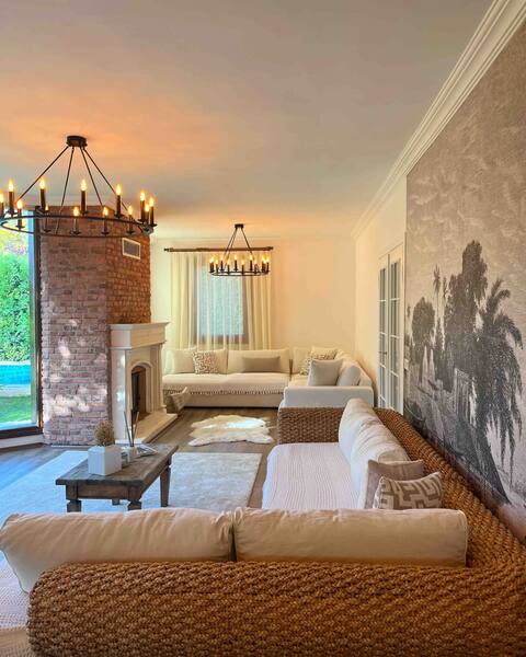 Stylish and Private Villa with Warm Pool - Sapanca