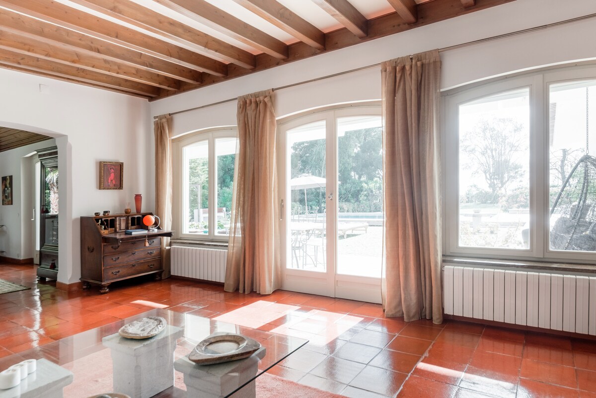 Imóvel de sucesso: Family-Friendly Villa in Sintra Surrounded by Nature em Sintra