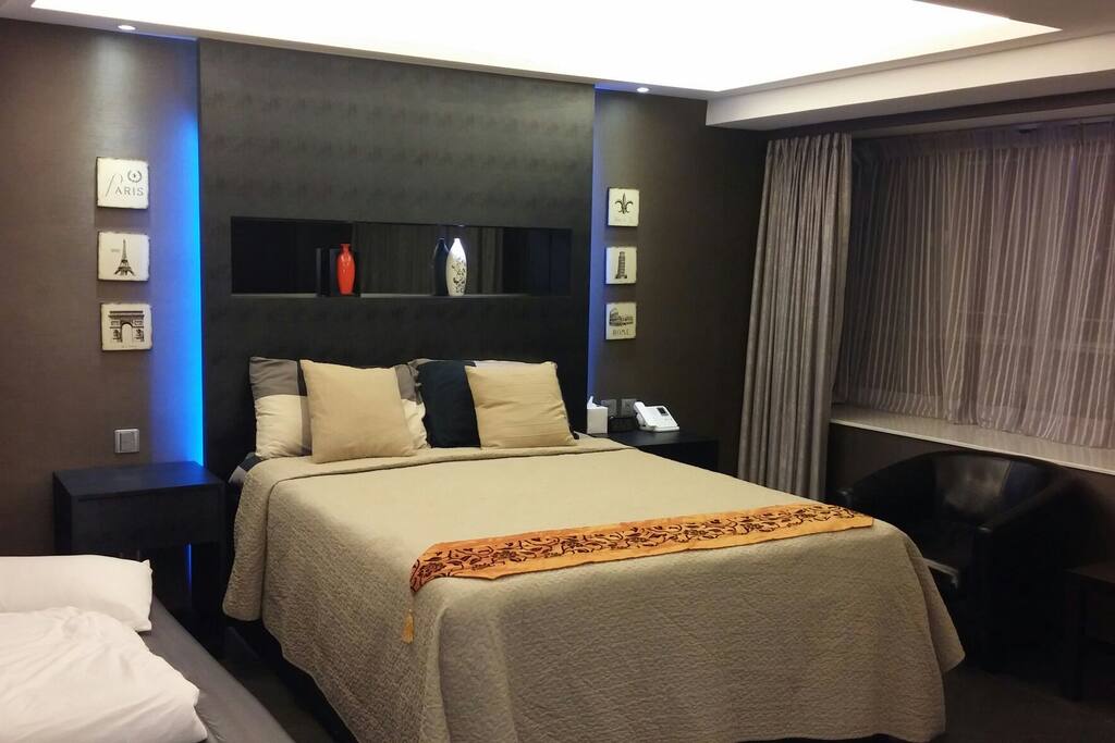 Double Bed
