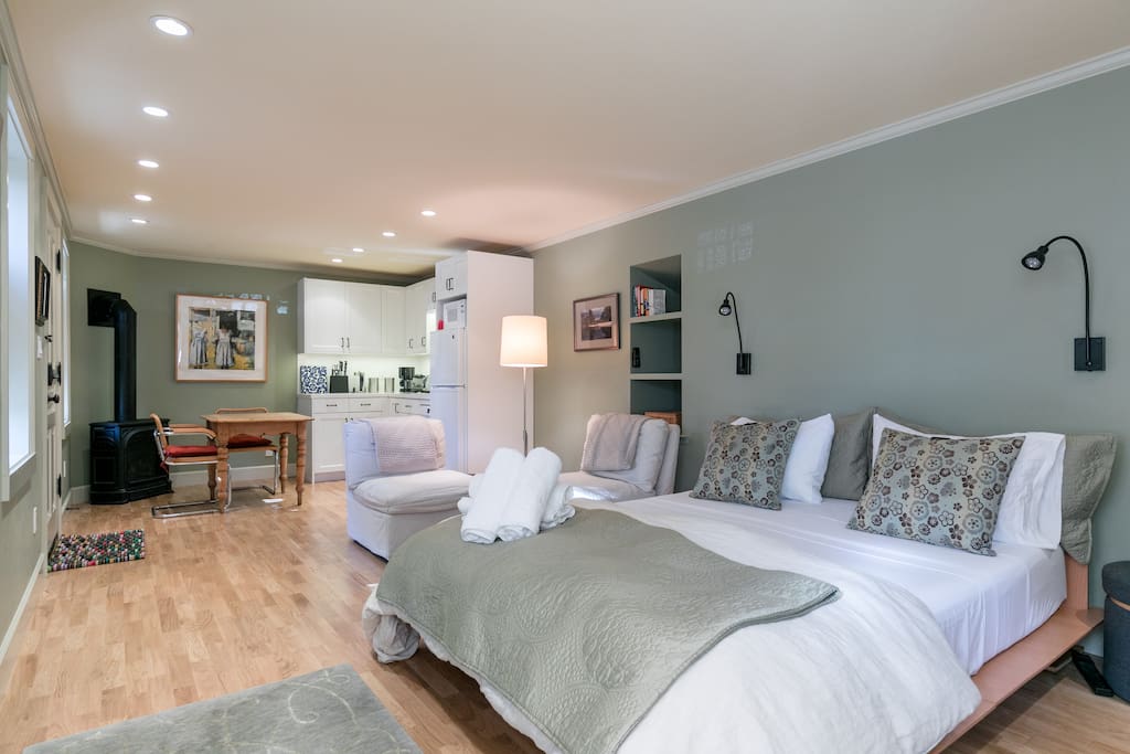 The studio is bright, modern and comfortable