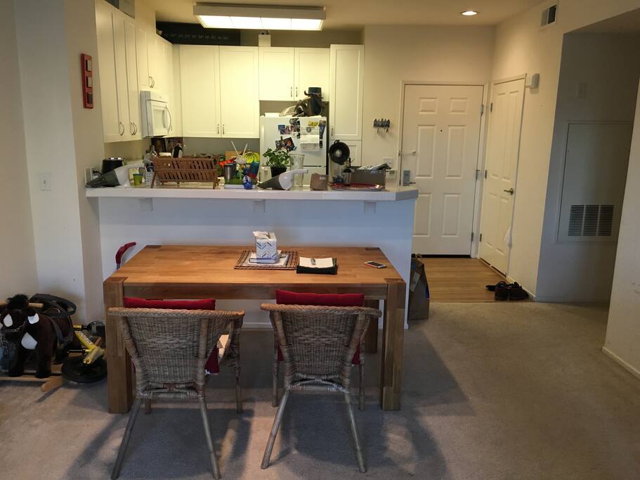 Full kitchen