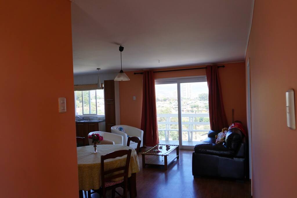 Living comedor con hermosa vista a la Bahía de Valparaíso