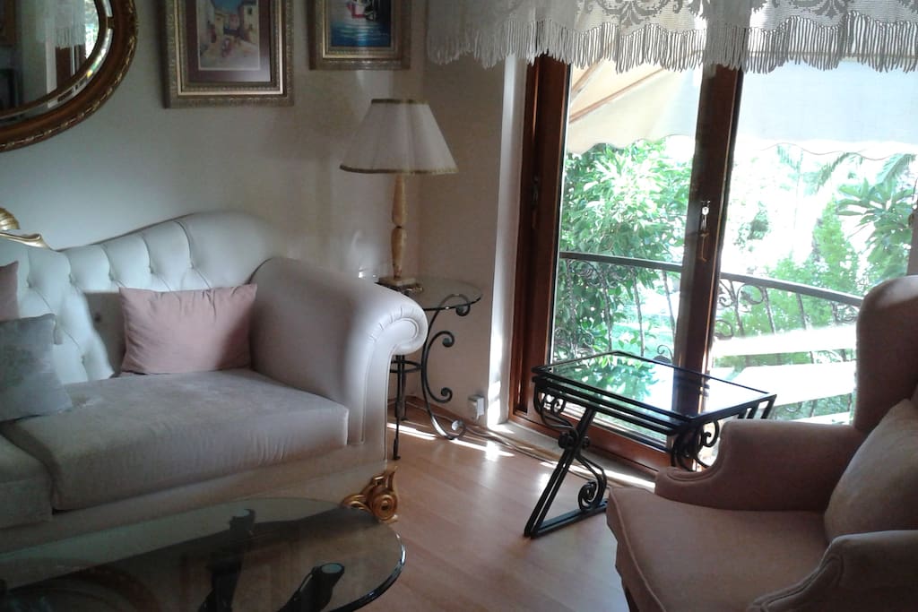 Salon