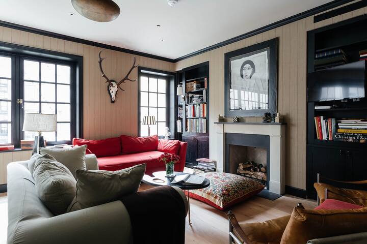 Stunning Townhouse in Chelsea gallery image 2