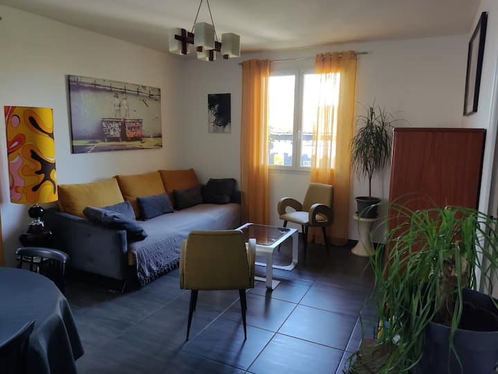 Maison De 80m2 Terrasses ,Jardin Et Spa - ibis Styles Marseille Aéroport