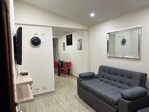 Popular Airbnb listing: Cozy apartment near the subway in La América