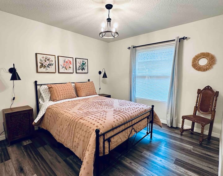 Ცალკე საძინებელი.