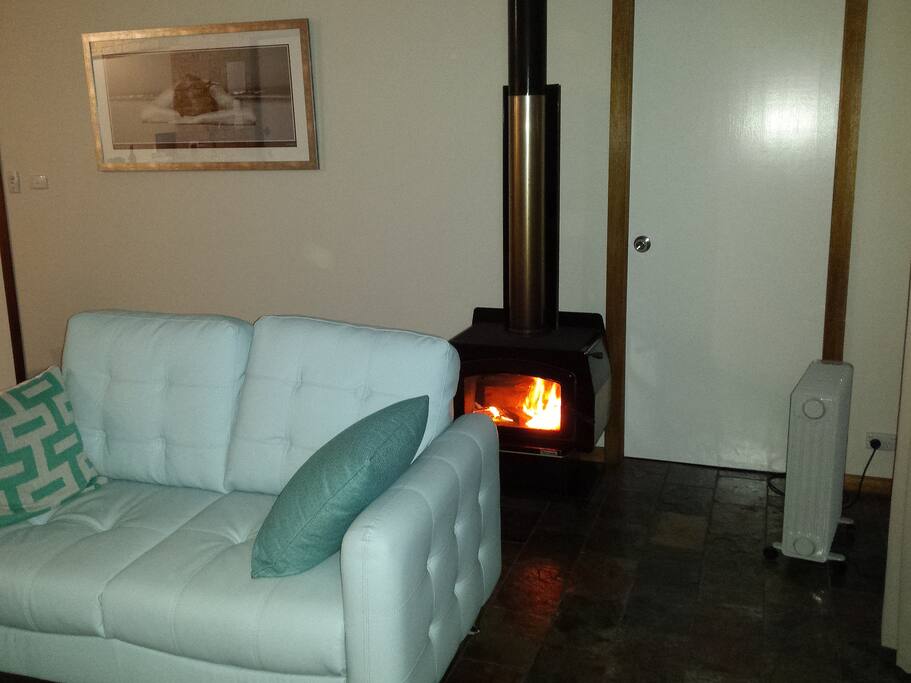 Slow combustion heater - Wood supplied May to September