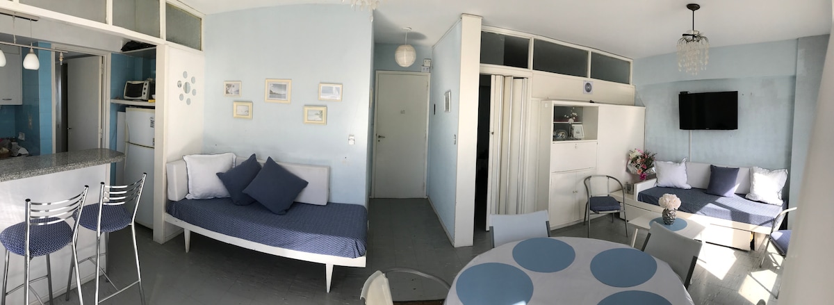 Annonce Airbnb populaire: AMAZING 180 View- Large Apartment à Miramar