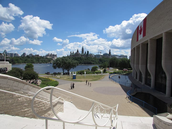 Home in Ottawa · ★4.46 · 1 bedroom · 1 bed · 1 shared bath