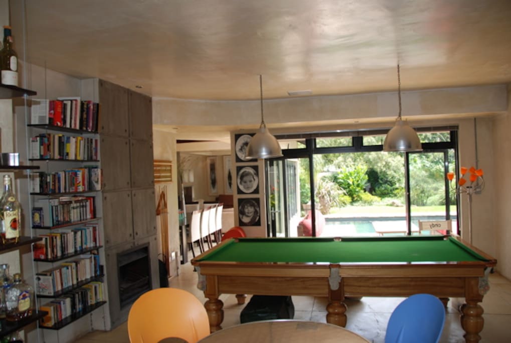 3/4 Snooker table