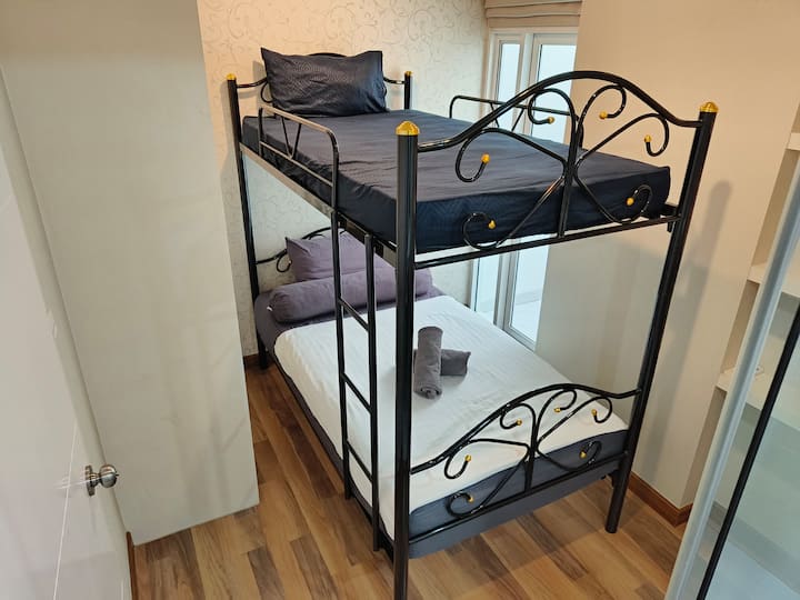 Literas del dormitorio de invitados.