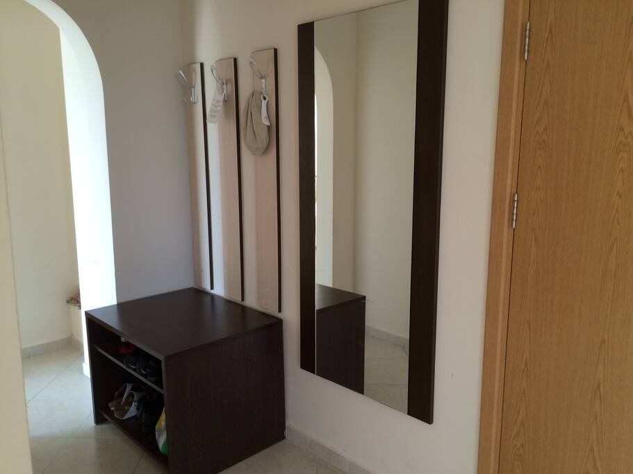 Shoe rack & coat hooks