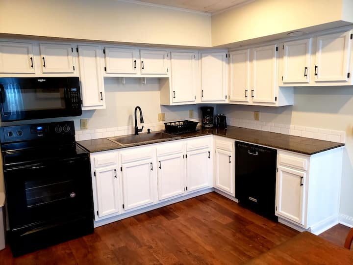 Charming Flat 1 Downtown Hornell Apartments for Rent in Hornell, New