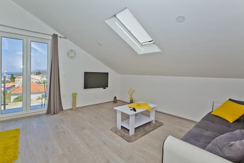 Top performing Airbnb: APARTMENT JURIĆ 1- BRAND NEW WITH AMAZING VIEW in Grad Hvar